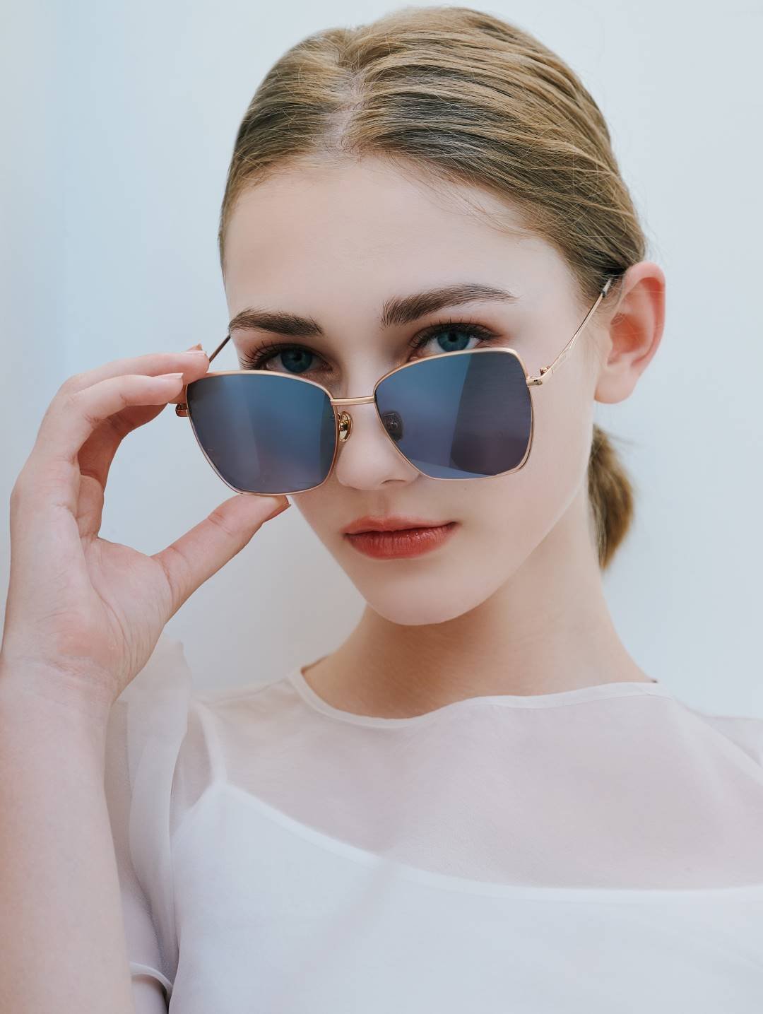maeve butterfly rectangular metal sunglasses